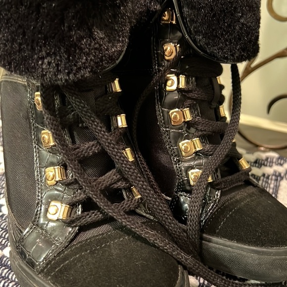 Aldo Fur Lined Embossed leather suede boots - Picture 7 of 13